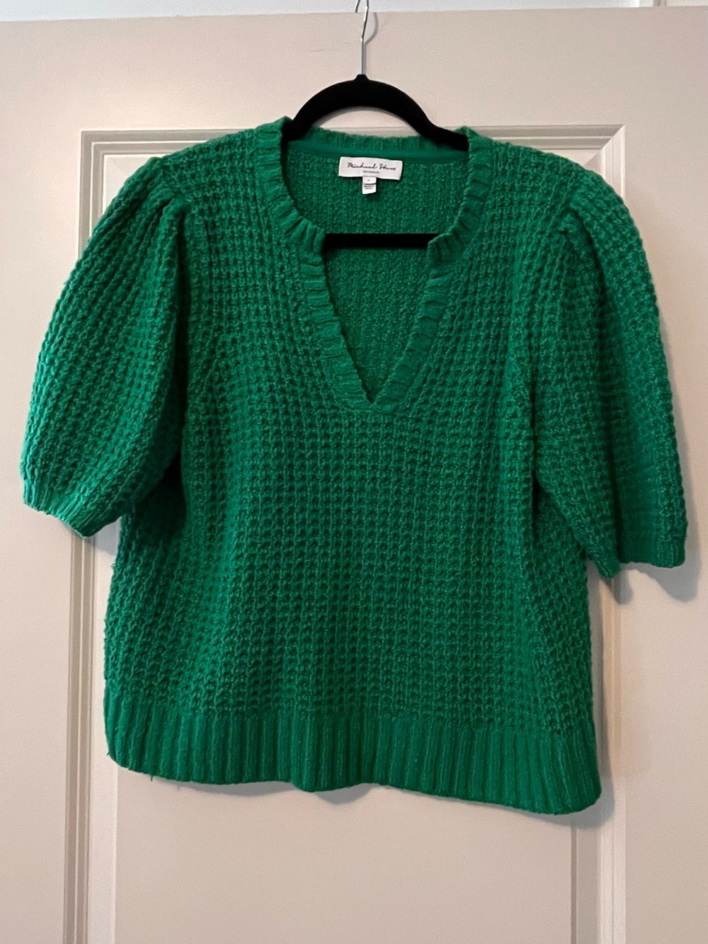 Michael Stars Green V‑Neck Textured Short‑Sleeve Sweater